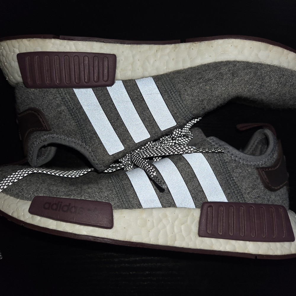 Adidas NMD R1 Grey Wool 3M Maroon Size 6 Men. 7.5 Women